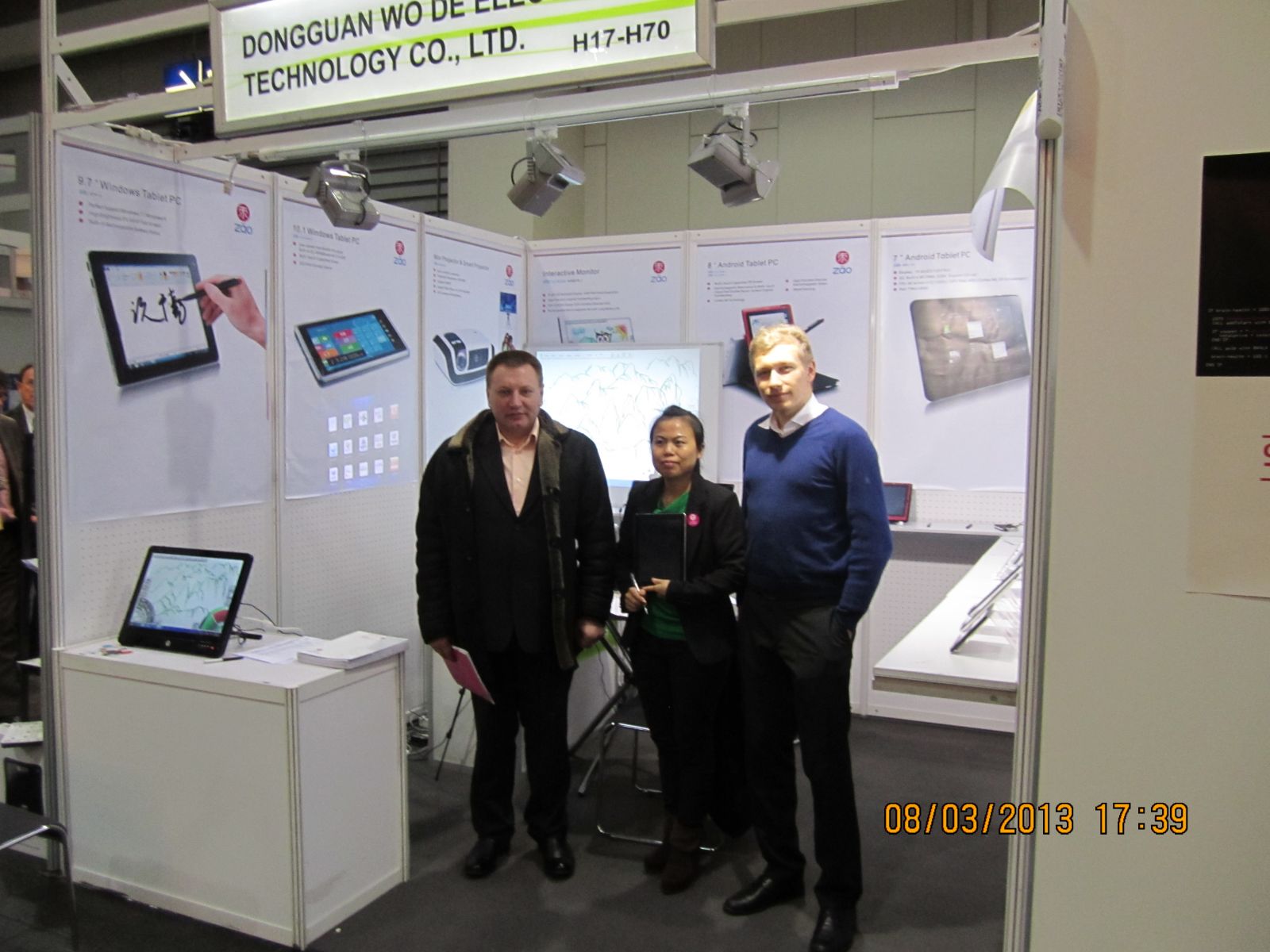 Производители планшетных ПК, КПК на выставке CeBIT 2013.